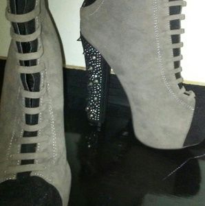Spiked black and gray platform heels